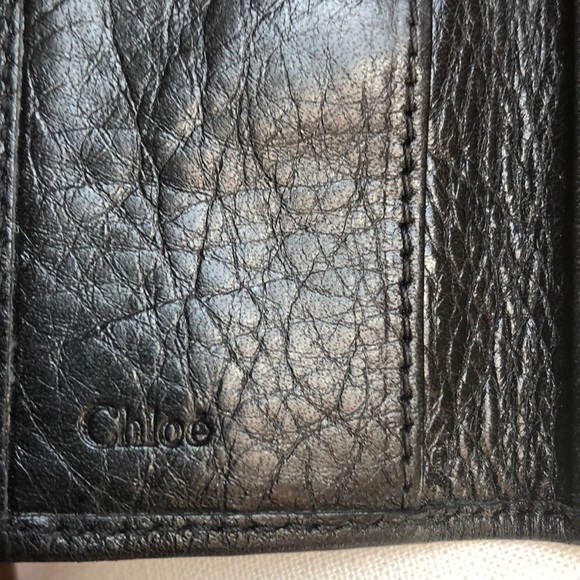 Chloe Black Lily Bow Key Holder - Picture 2 of 6